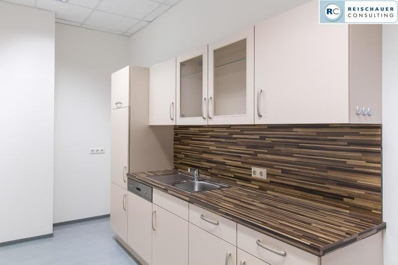 3‑Raum‑Büro mit zentralem Vorraum, Küche, Serverraum & Klimatisierung – 135,11 m im BIZ-Wels, TOP 1S17