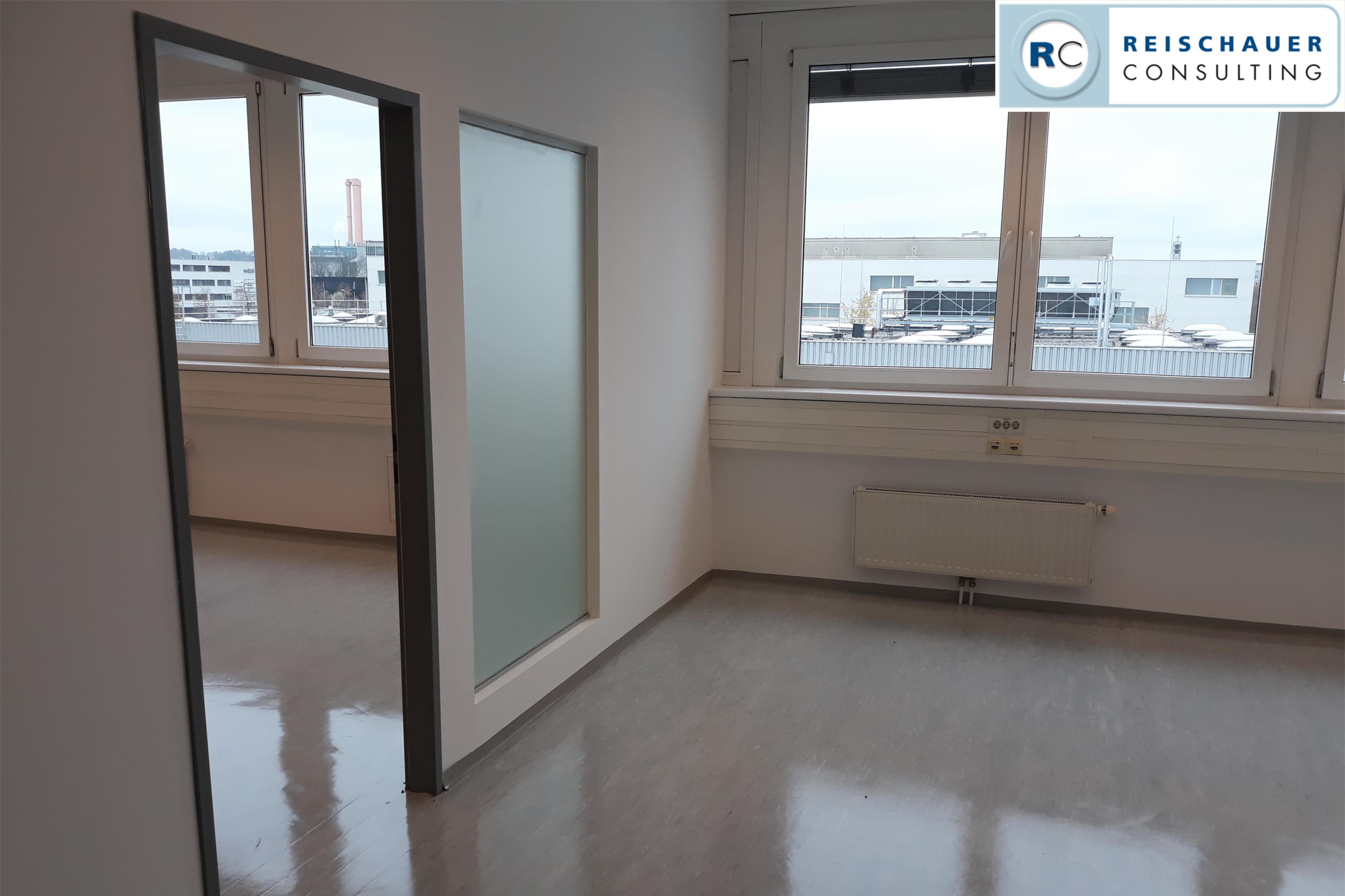 Tolles 2 Raum Büro mit separaten Eingängen im BIZ 2.N-01